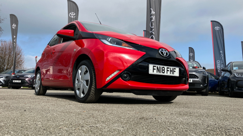 Toyota Aygo 1.0 VVT-i X-Play 5dr Petrol Hatchback